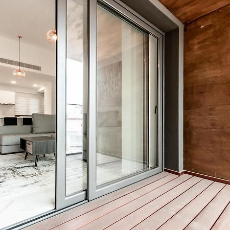 Silver House Boutique Apartment Paphos Bagian luar foto